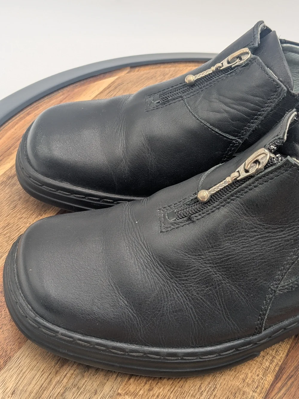 Josef Seibel Black Leather Front Zip Comfort Shoes Size 40